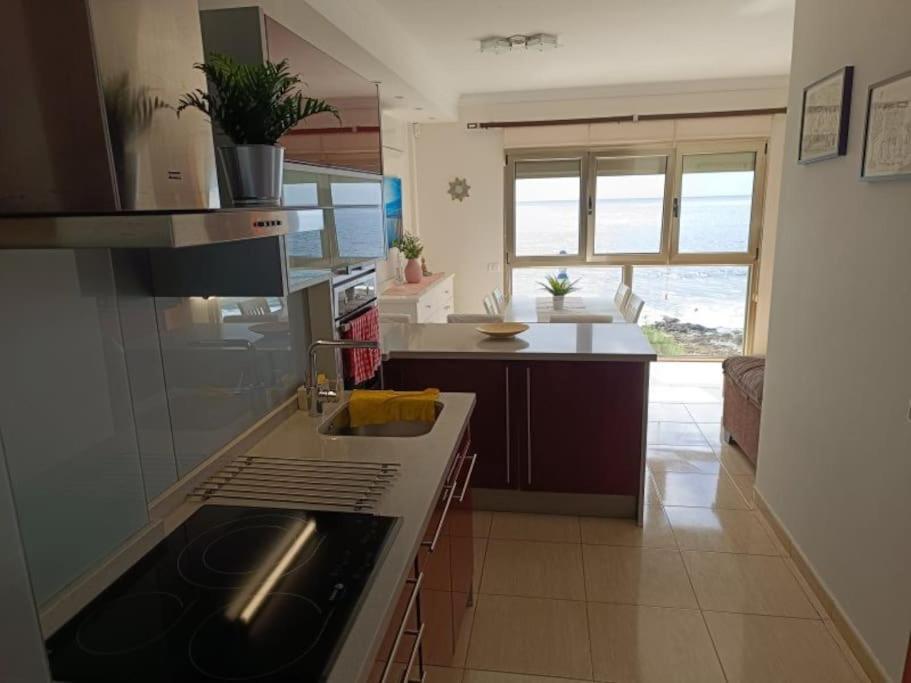 Apartamento En Arinaga En Primera Linea Екстериор снимка