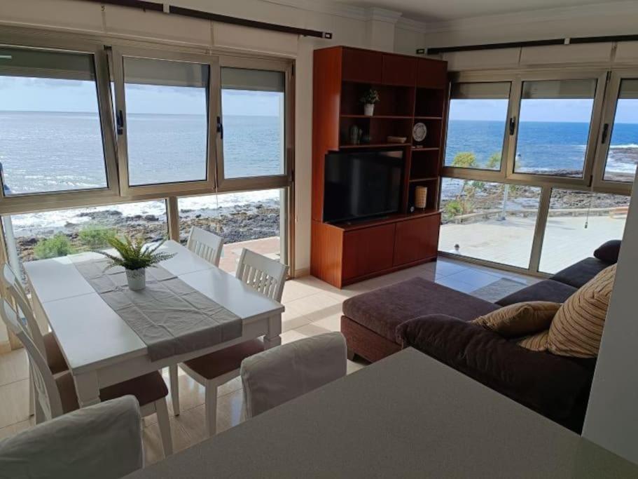 Apartamento En Arinaga En Primera Linea Екстериор снимка