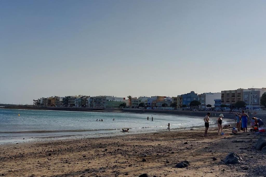 Apartamento En Arinaga En Primera Linea Екстериор снимка